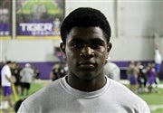 &quot;Clyde Edwards-Helaire will be one to watch at Catholic of Baton Rouge for the 2017 class.&quot; Sonny Ship 7/24/14 - 2_3079580