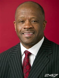 Arkansas Coach Mike Anderson wants to see his team play hard on defense this season. - 7_322939