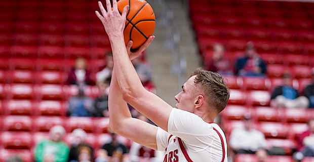 Warrior mentality, pure touch: Rihards Vavers' flurry helps WSU past Mercer
