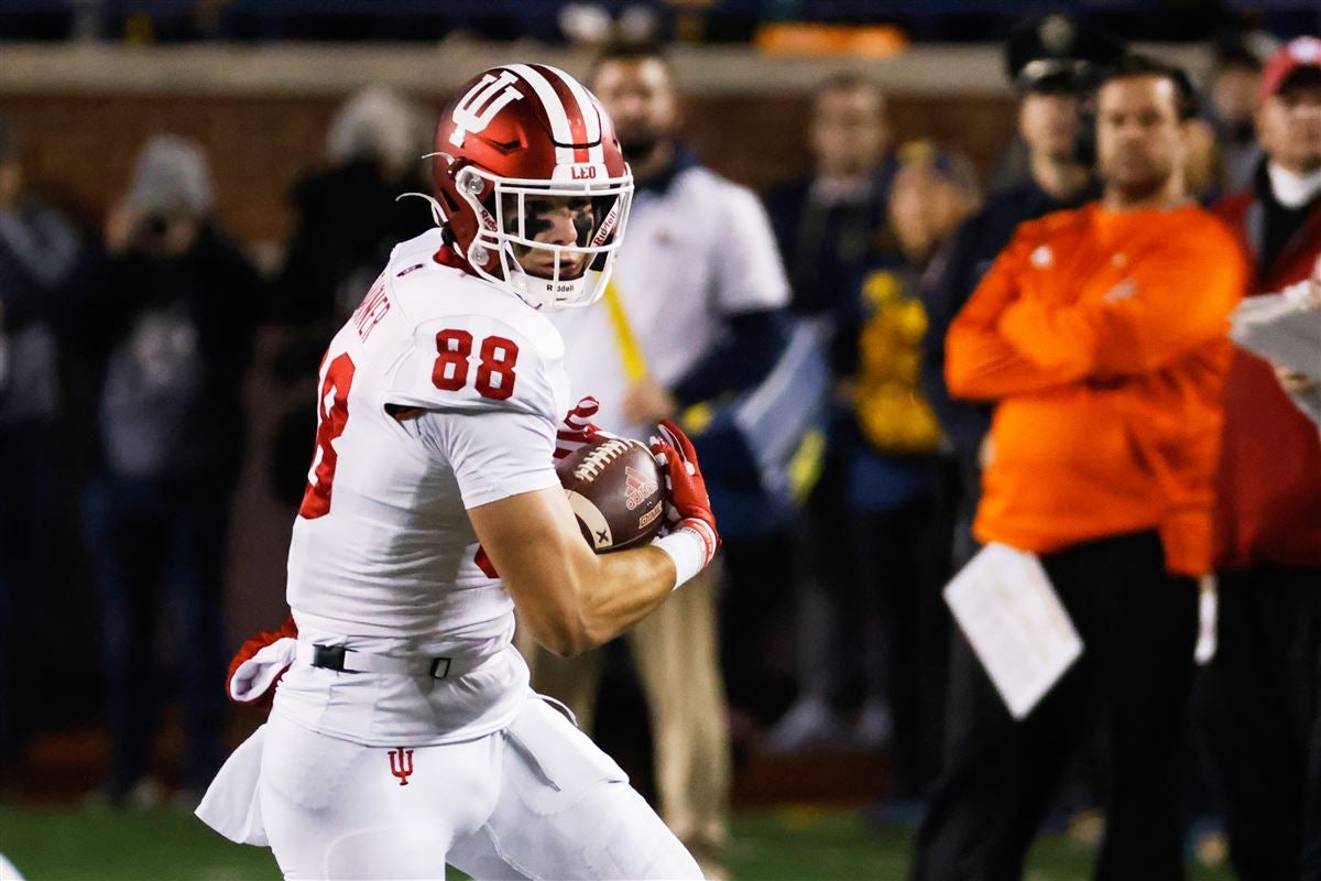 Former Indiana tight end Peyton Hendershot invited to 2022 NFL Combine -  TheHoosier