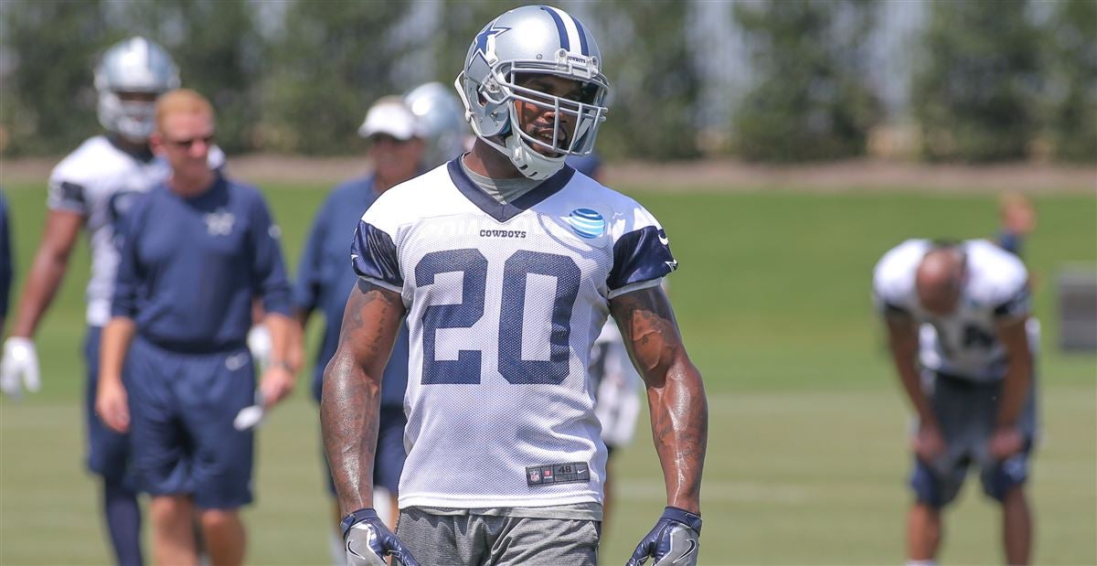 Cowboys place Darren McFadden on waivers; ex-Hog has no plans to