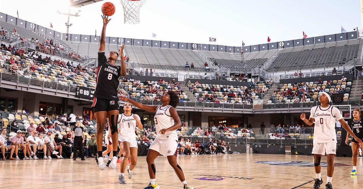 SEC Coaches tap South Carolina, five Gamecocks with preseason honors