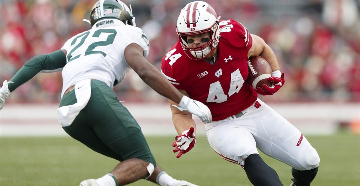 Wisconsin Fullback John Chenal announces he is entering NFL Draft, Sport