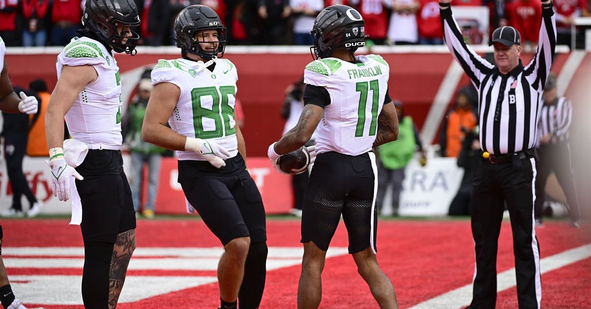 Social media reactions to No. 8 Oregon's dominant road victory against No. 13 Utah