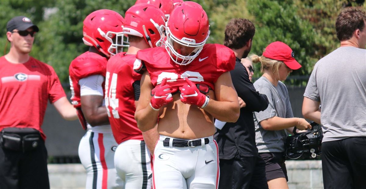 Major recruiting target Charlie Woerner commits to UGA - what it means and  what's next