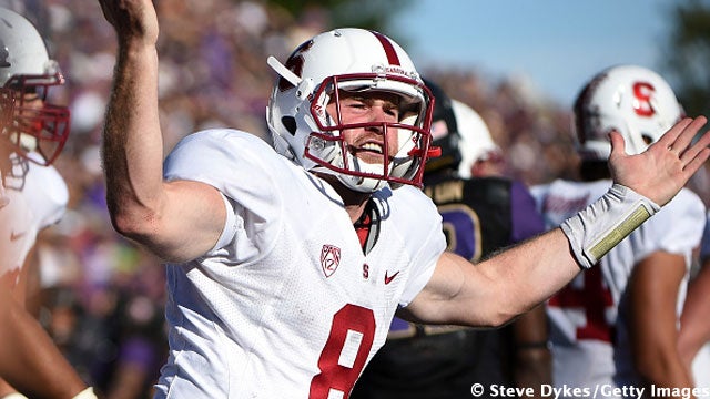 Stanford Cardinal alums honor quarterback Kevin Hogan