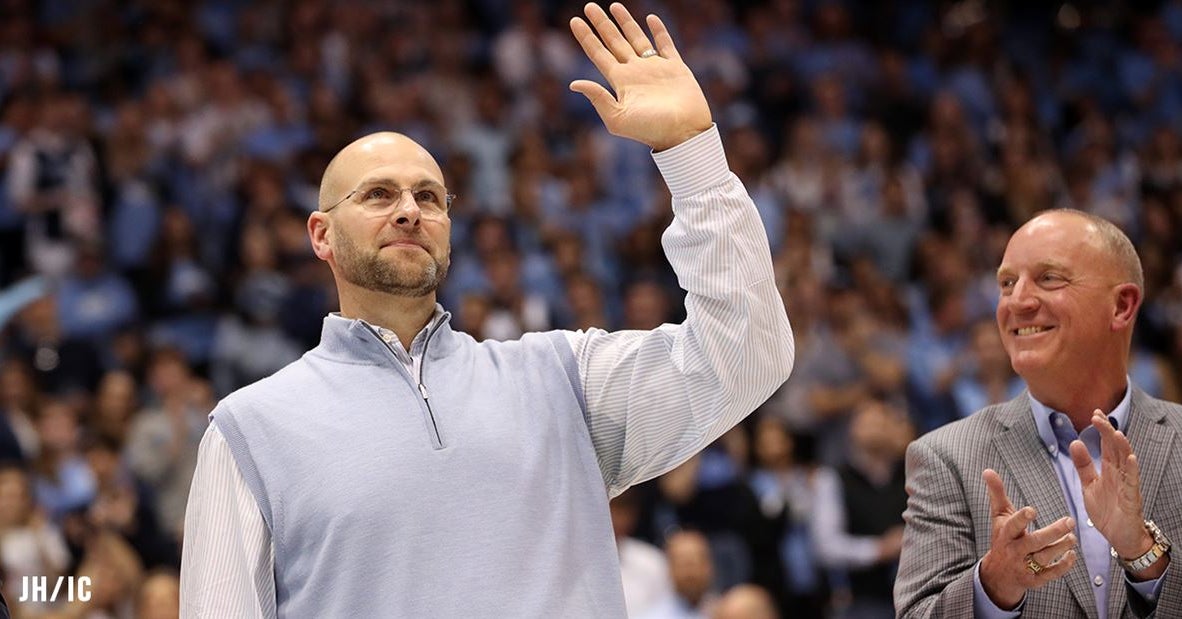 UNC basketball radio analyst, former Tar Heel big man Eric Montross ...