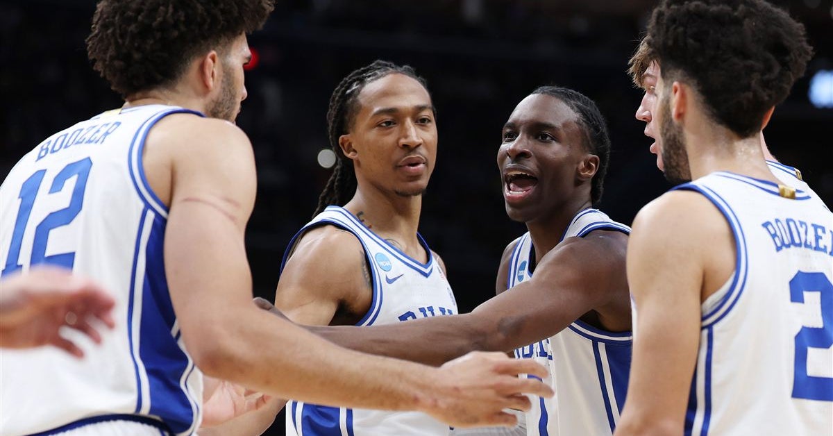 Duke's season ends with stunning collapse against UConn