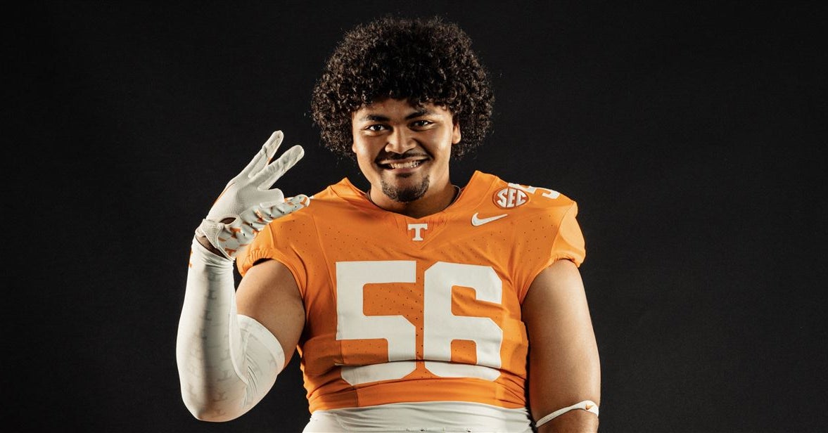 Elite OL Douglas Utu commits to Tennessee football, says Vols ‘have ...
