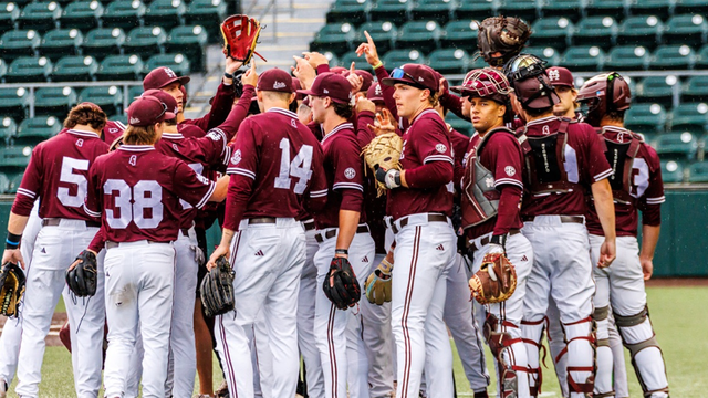 Battle of Bulldogs resumes in Athens Super Regional with 11:00am ET Saturday start