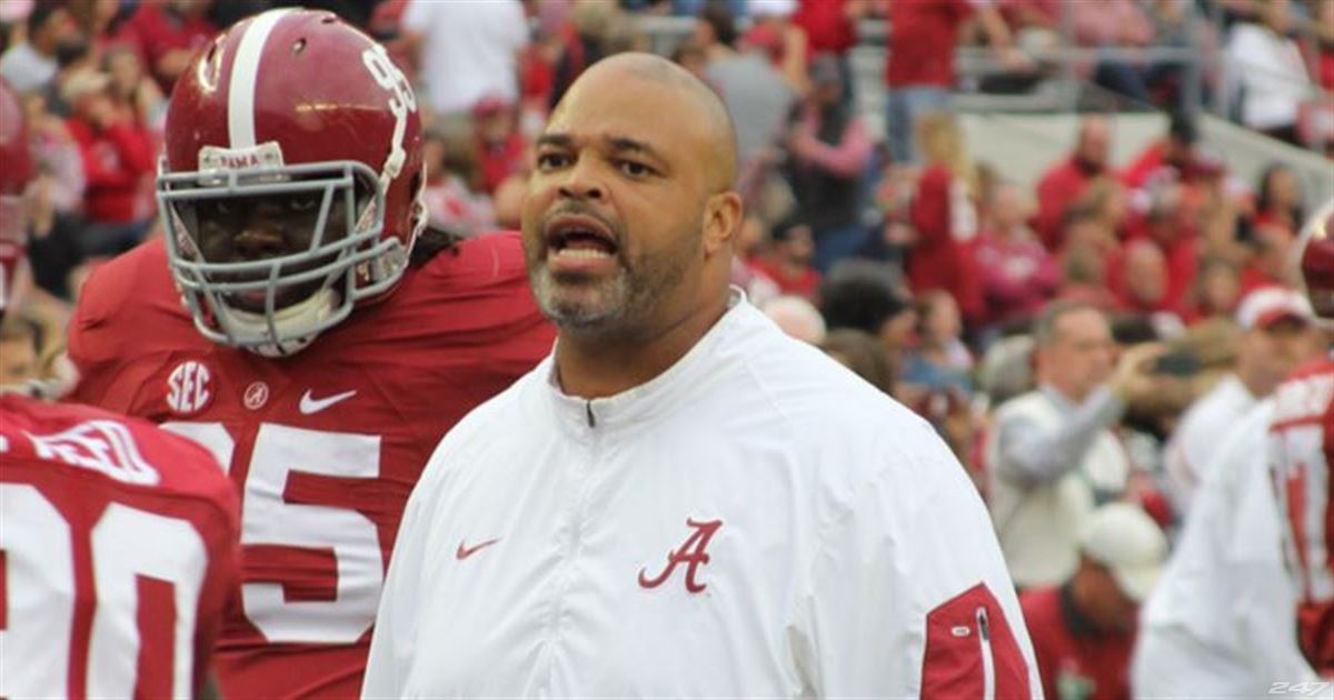 Bo Davis earns national award from FootballScoop