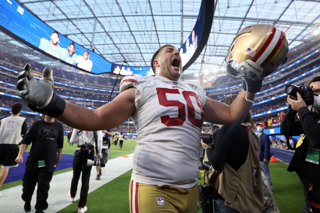 Pro Bowl center Alex Mack to retire from NFL after 13 seasons: report