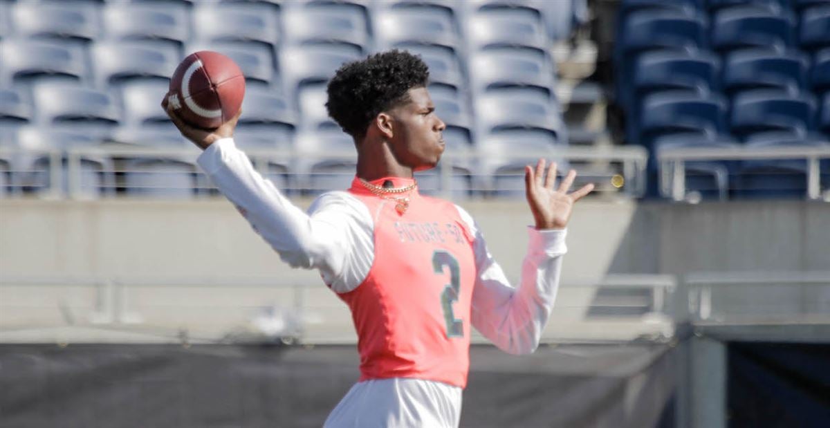 QB Shedeur Sanders, son of Deion Sanders, commits to Florida Atlantic - ESPN