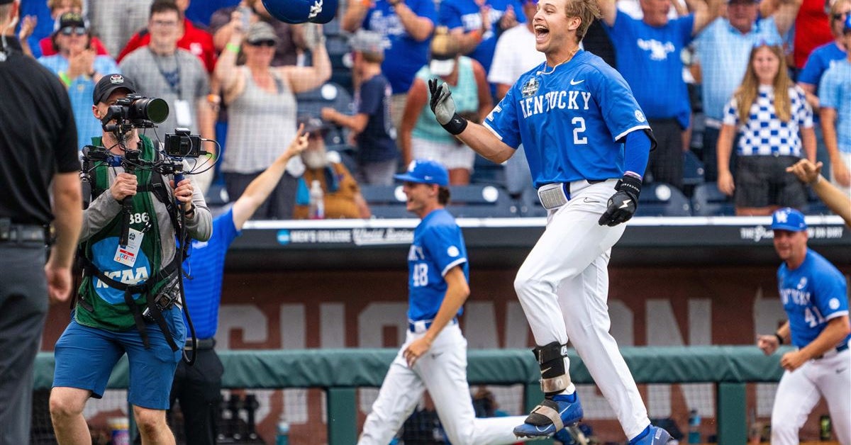 Kentucky walks-off NC State in College World Series debut