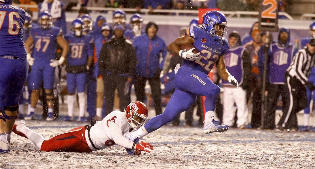 BOISE, ID - OCTOBER 21: Boise State Broncos running back Alexander Mattison  (22) shows some frustration after running out of bounds during the regular  season game between the Wyoming Cowboys verses the