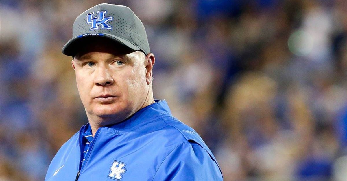 Kentucky coach Mark Stoops updates Will Levis injury progress, reacts ...