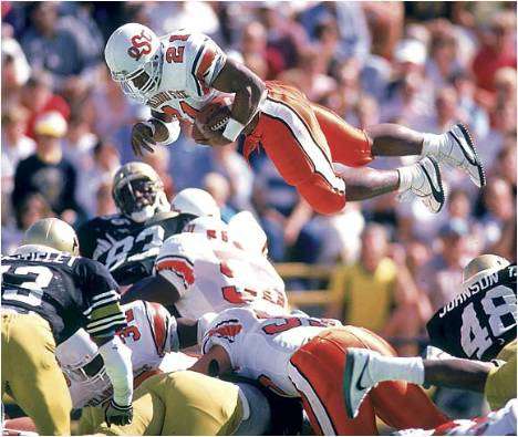 Barry Sanders to become second Cowboy added to OSU's Ring of Honor