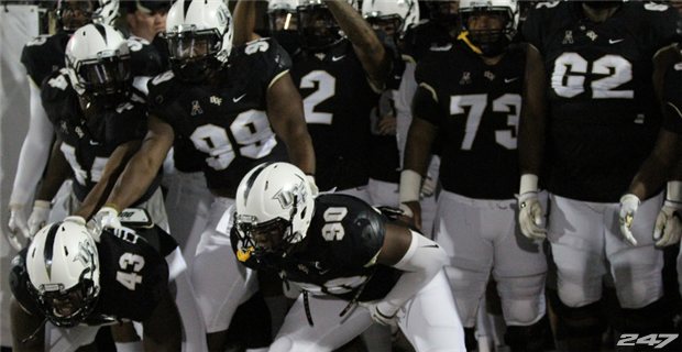 UCF Knights: Tre'Quan Smith makes catch over back of defender - Sports  Illustrated