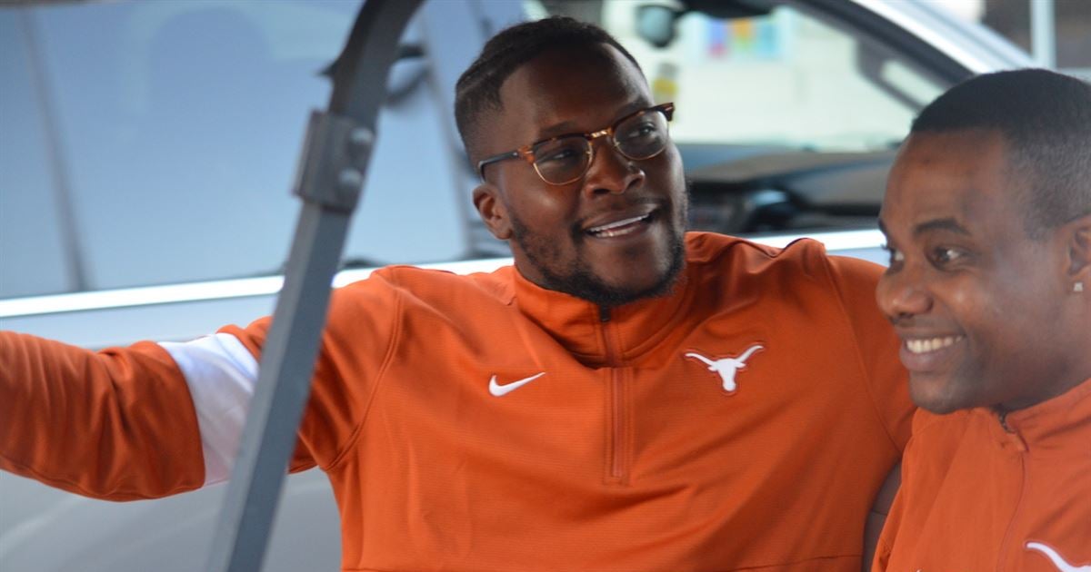 Off-field recruiting position that should be emerging in college football