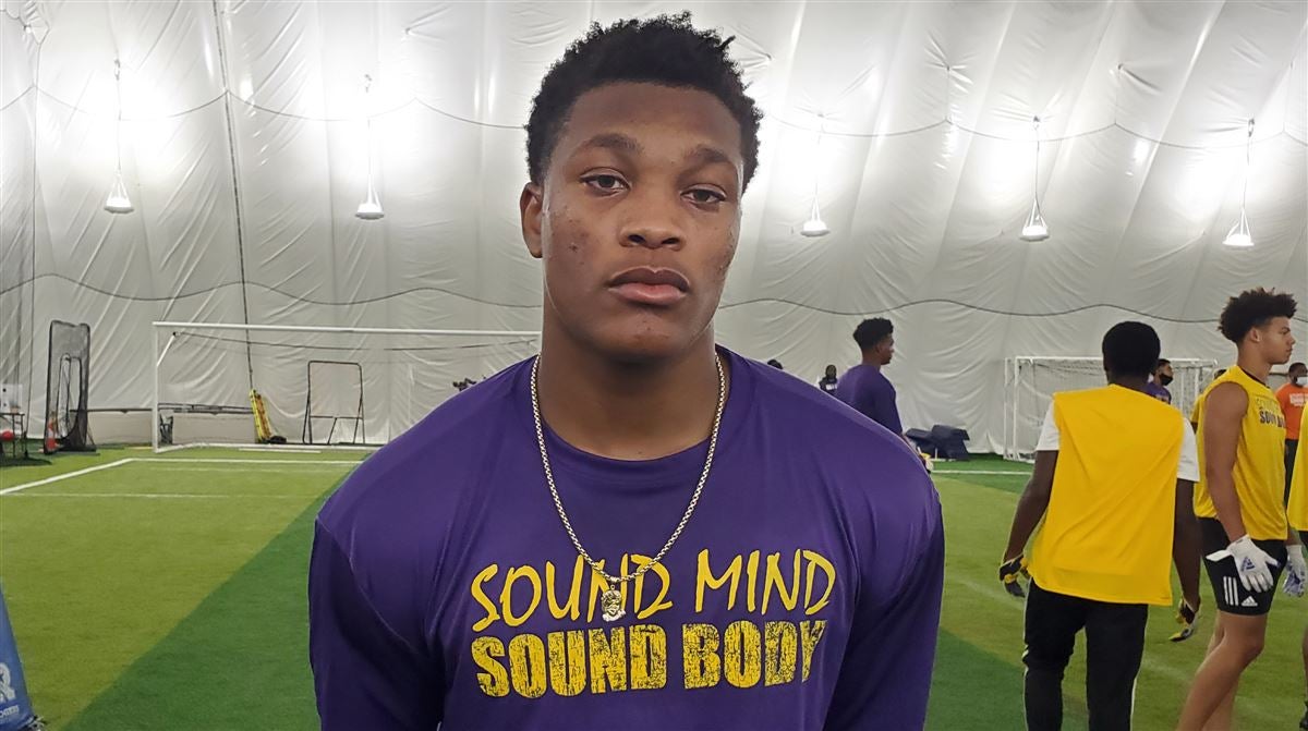 Four-star S Myles Rowser transfers back to Michigan high school