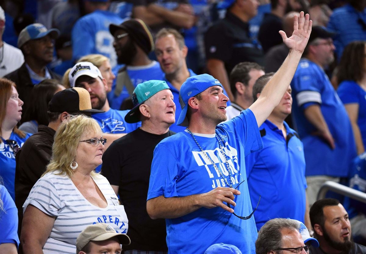 Detroit Lions fans fight meekly in Ford Field brawl video - Sports  Illustrated Detroit Lions News, Analysis and More