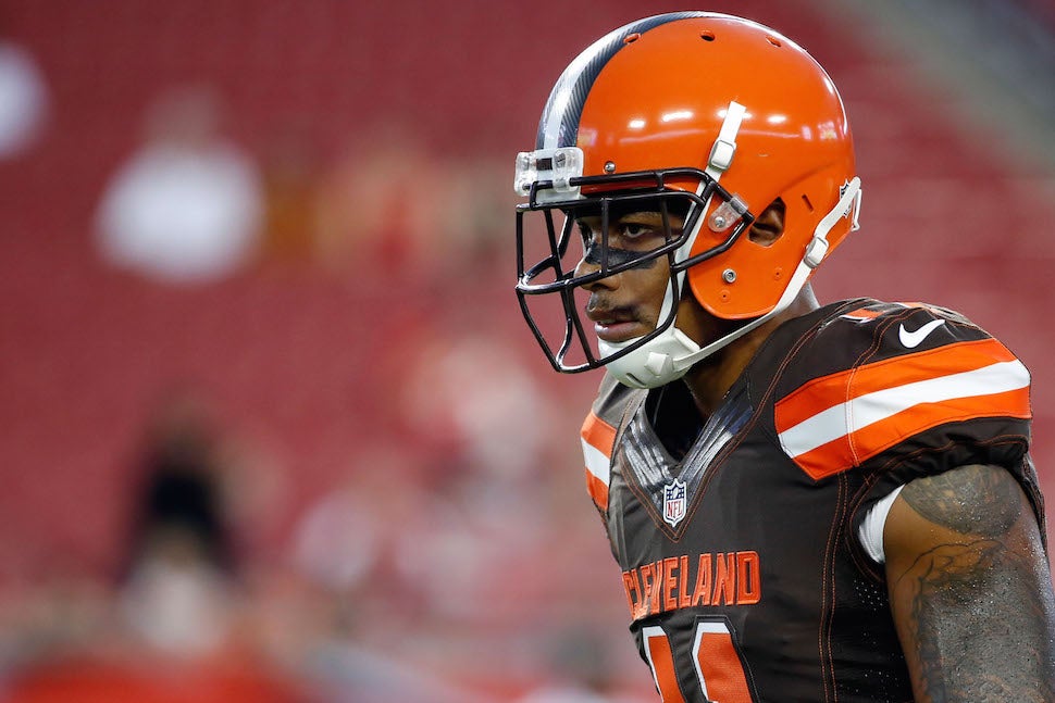 Cleveland Browns WR Terrelle Pryor Working Hard This Offseason; Will this  Project Work in 2016?