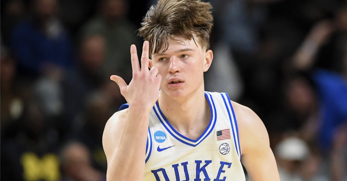 Elite freshmen flood transfer portal: Latest on eight former blue-chip recruits, led by Nik Khamenia