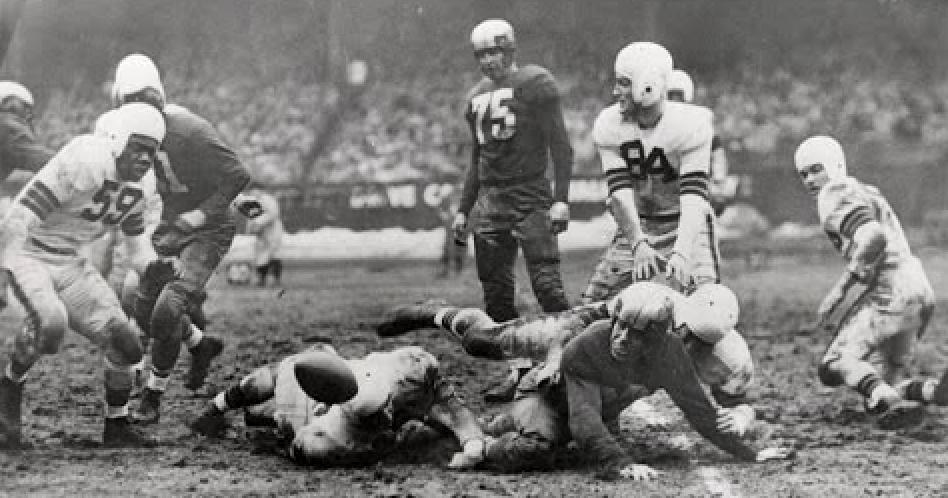15 years ago today, randy johnson ended a bird's life with a fastball Cleveland Browns Crush Eagles 35-10, Enter the NFL 1950 TDiBH