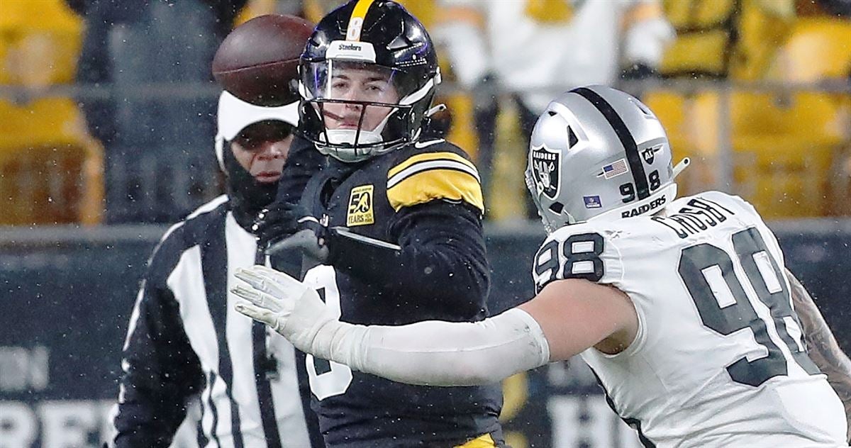 Steelers vs. Raiders on Christmas Eve. No better way to celebrate