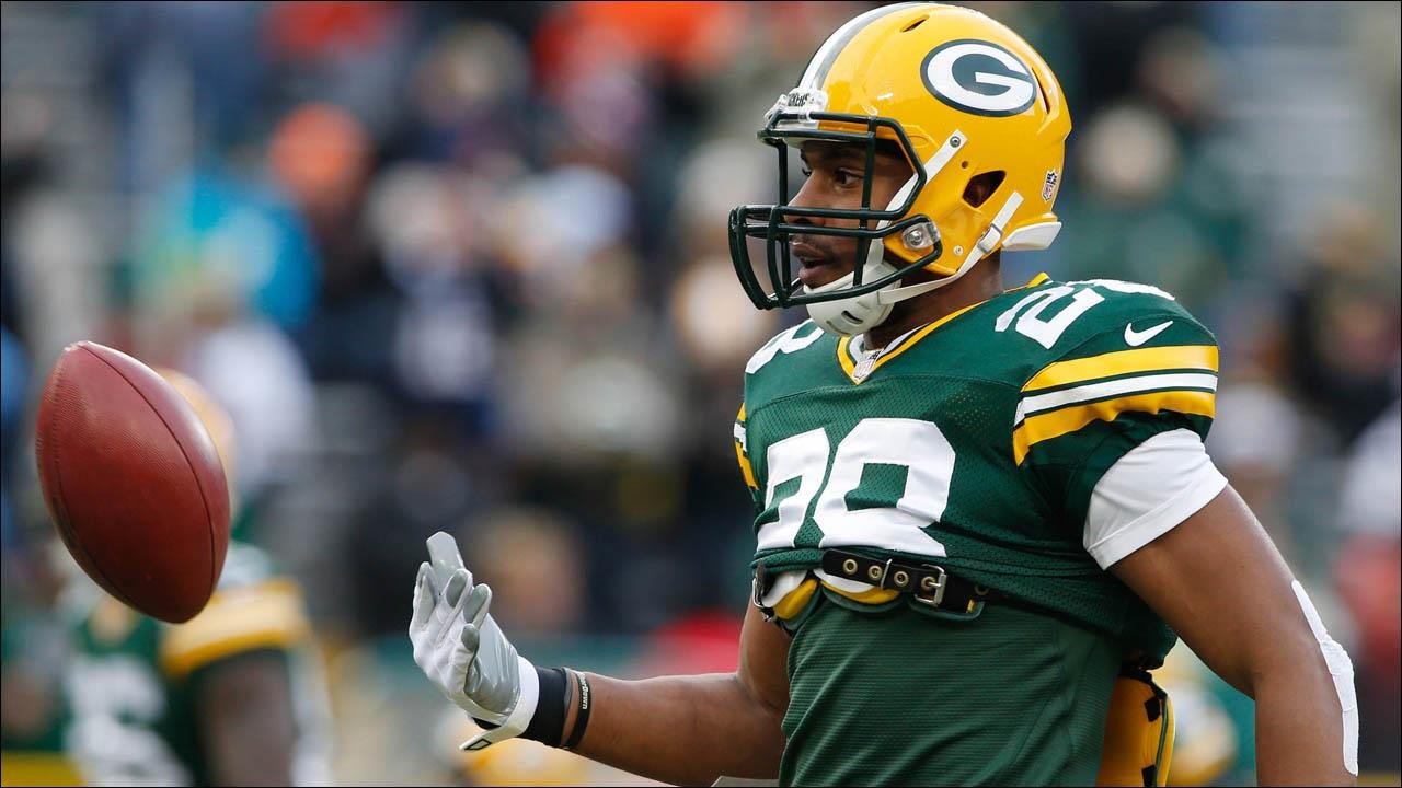 File:Sean Richardson 28 warming up Green Bay Packers Dec 2013.jpg -  Wikipedia