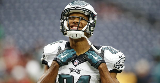 Eagles Roundup: The Kelly greens leaked and Miles Sanders wasn't happy  about his Super Bowl usage