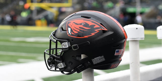 No. 14 Oregon State Beavers at No. 21 Washington State Cougars football  sneak peek: Players to watch, stats, early betting odds 