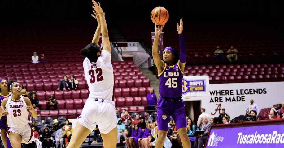 Highlights: No. 4 LSU rolls over Alabama