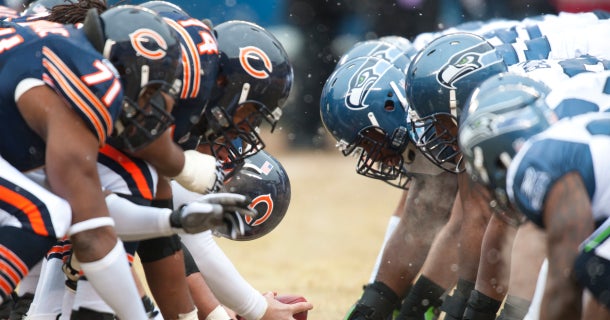 What channel are the Chicago Bears playing on tonight