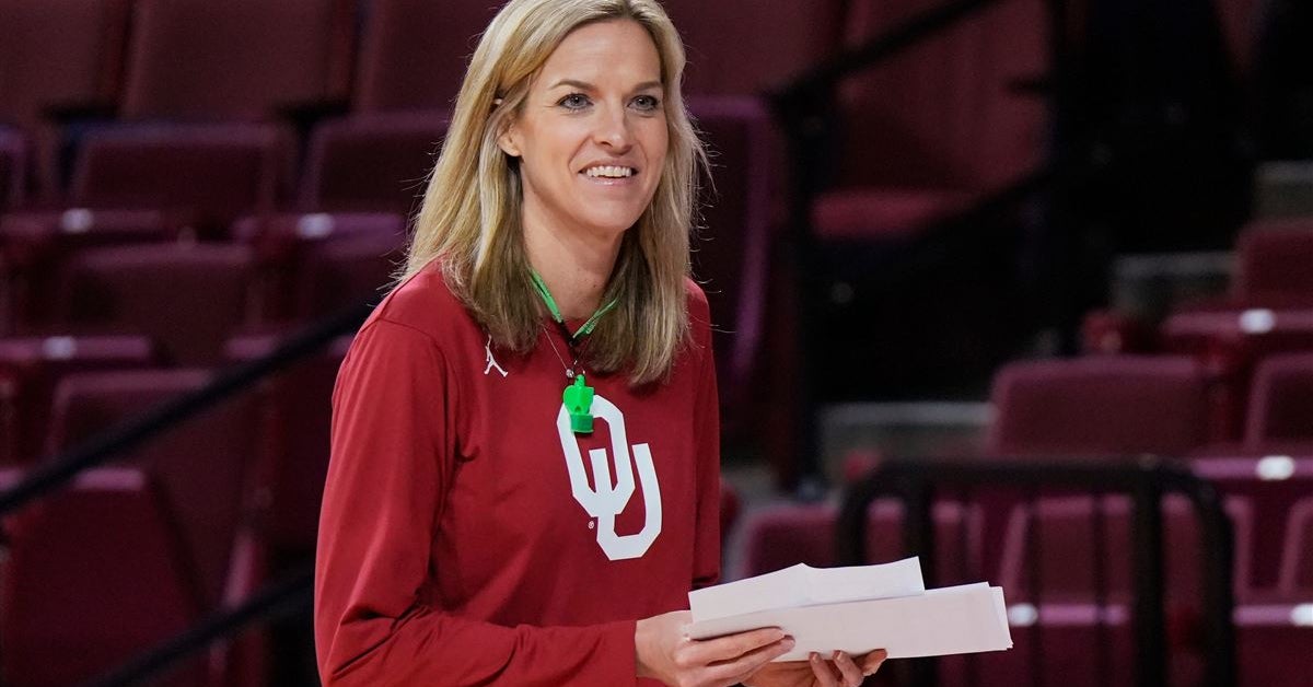 OU Women s Head Coach Jennie Baranczyk Talks Transfer Portal Plans ou-women-s-head-coach-jennie-baranczyk-talks-transfer-portal-plans