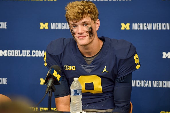 Who's That Meditating Under the Goal Post? Michigan Quarterback J.J.  McCarthy - WSJ