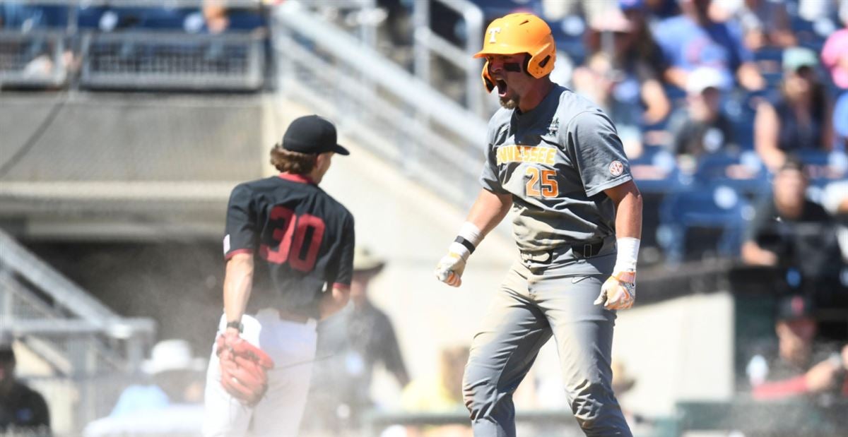 PHOTOS: Tennessee baseball defeats Stanford in College World Series