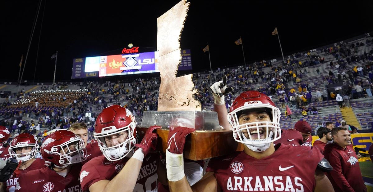 Texas A&M DE Myles Garrett poised for big night against Arkansas