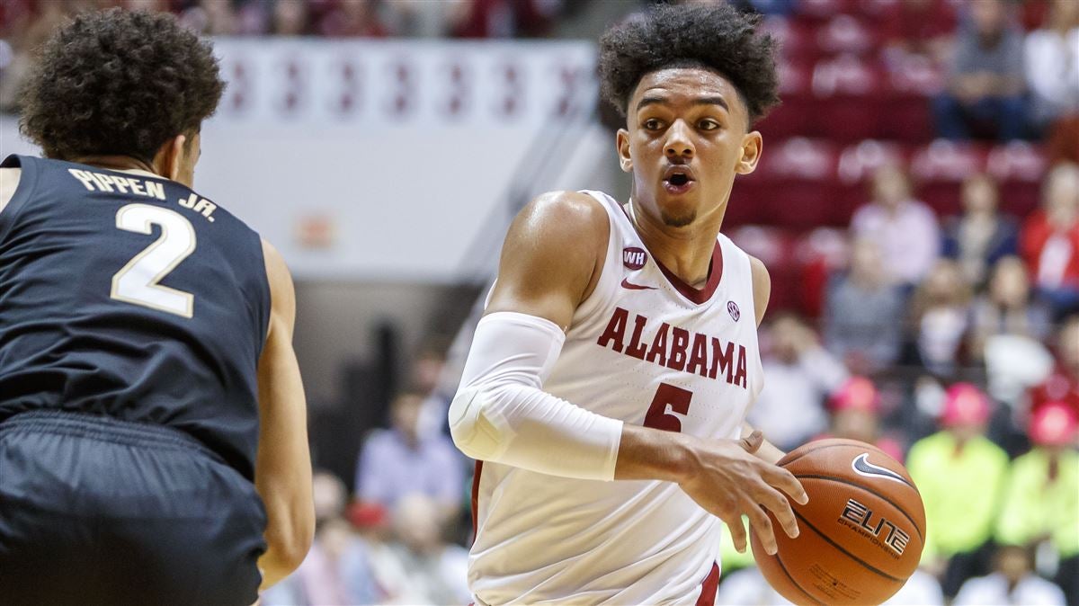 Oklahoma hoops a finalist for transfer guard