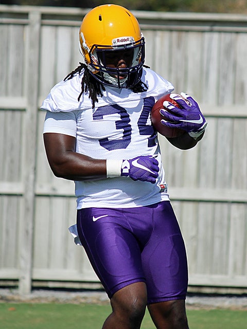 Running back Darrel Williams wearing 24 with chance to have it in