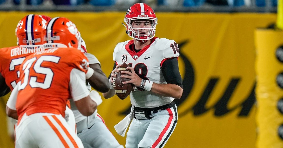 JT Daniels transfers to West Virginia Reaction after QB's