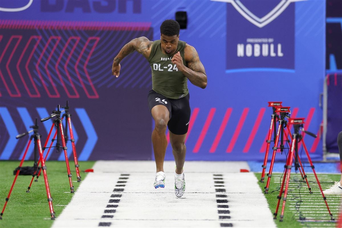 Linebackers Run the 40-Yard Dash at 2023 NFL Combine: Pappoe Hits 4.39  Official 