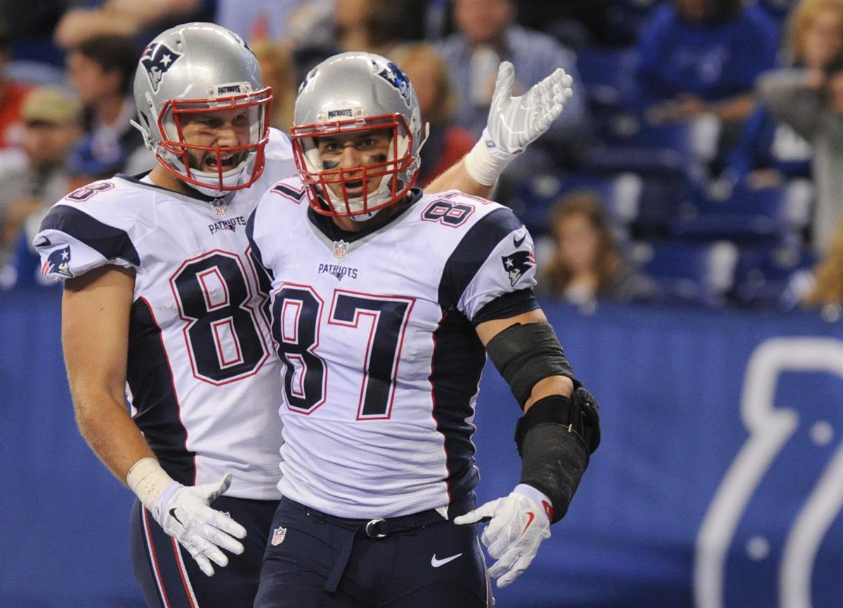 Scott Chandler focused on playing his own game to help Patriots