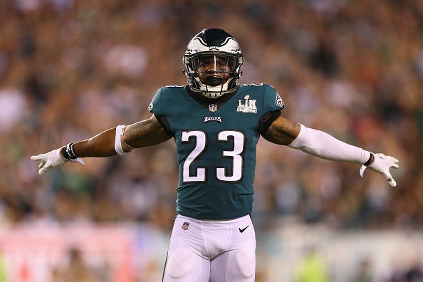 Eagles CBs Maddox, Douglas Suffer Injuries