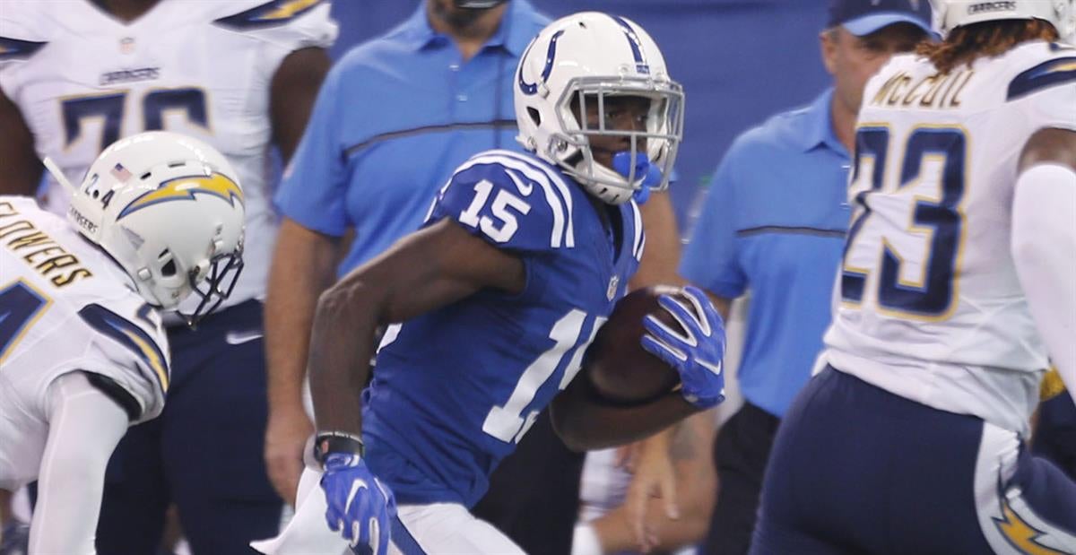 Phillip Dorsett II honors father with name on back of jersey