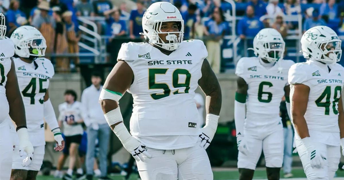 Sacramento State DL DeSean Watts Commits To Washington