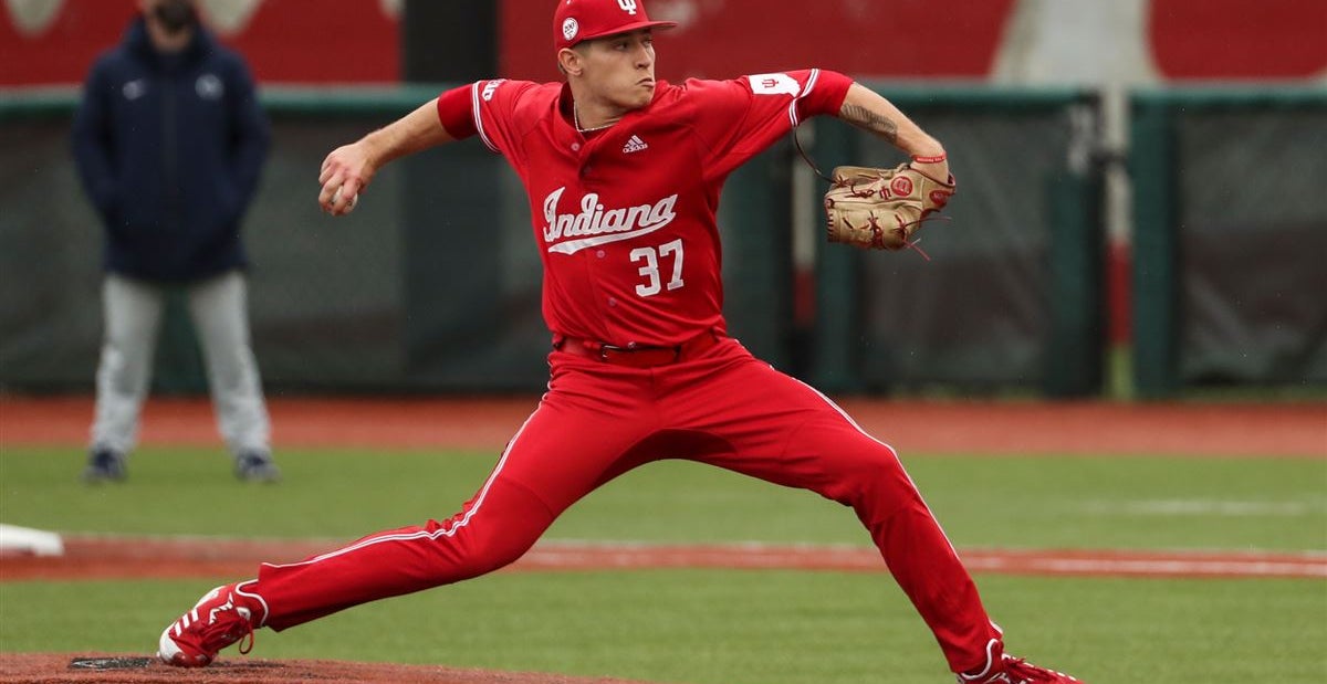 IU baseball vaults into first place, takes series over Iowa