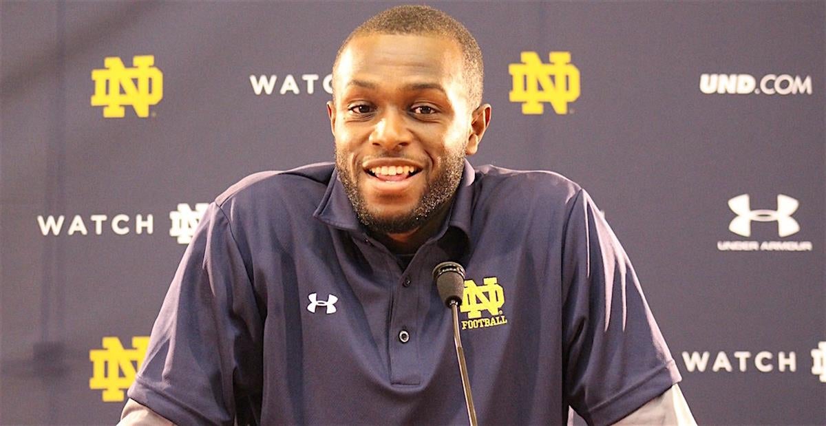 Total Frat Move on X: Notre Dame WR Torii Hunter Jr. Locked Down His Hot  Model Girlfriend:   / X