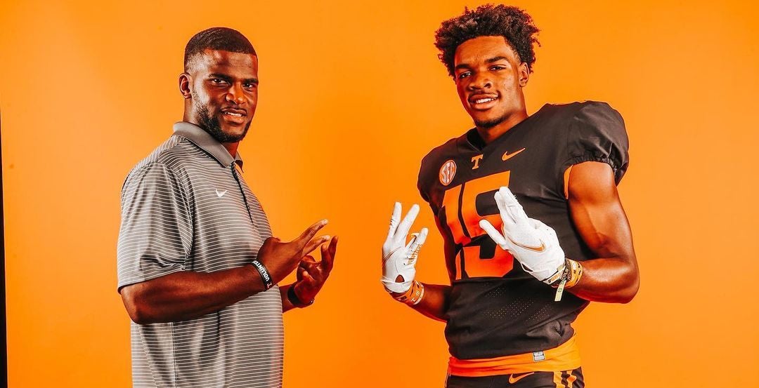 Elite WR Leacock getting early start at Tennessee after sticking with Vols - Vimarsana News