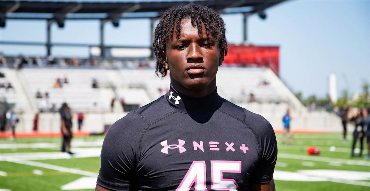 Four-star linebacker Chris Cole commits to Georgia for 2024